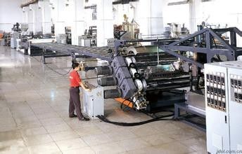 अच्छी कीमत सफाई उपकरण / वास्तुकला के साथ ABS / HIPS प्लास्टिक बोर्ड बाहर निकालना लाइन ऑनलाइन