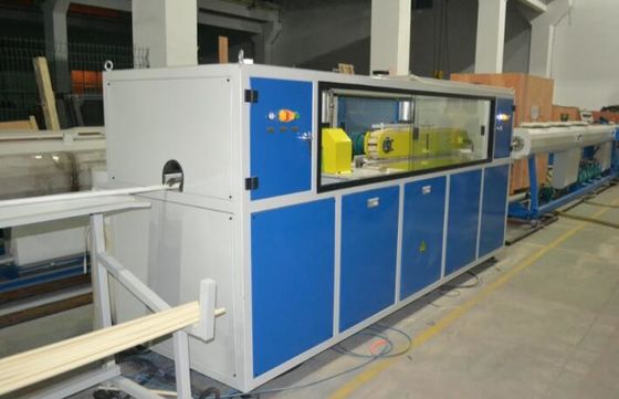 अच्छी कीमत 380V 50 हर्ट्ज पीई सिंचाई पाइप प्लास्टिक बाहर निकालना लाइन एबीबी आवृत्ति नियंत्रण ऑनलाइन