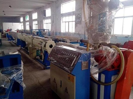 अच्छी कीमत गर्म पानी PPR PERT प्लास्टिक पाइप उत्पादन लाइन CE ISO9001 प्रमाण पत्र के साथ ऑनलाइन