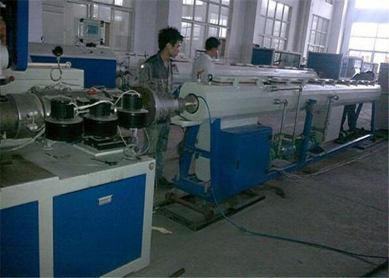अच्छी कीमत LDPE एचडीपीई प्लास्टिक ट्विन स्क्रू एक्सट्रूडर पीवीसी पीई नालीदार पाइप बनाने की मशीन ऑनलाइन