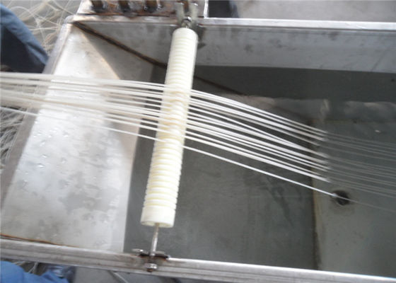 सिंगल स्क्रू प्लास्टिक ग्रैन्यूल मशीन 380V प्लास्टिक रीसाइक्लिंग ग्रेनुलेटर मशीन