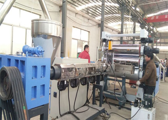 अच्छी कीमत Thickness 3mm Pvc Board Making Machine 650kg/H Vibration Resistant ऑनलाइन