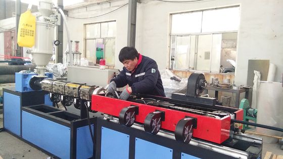 अच्छी कीमत पीपी पीई एकल दीवार नालीदार नाली पाइप बाहर निकालना लाइन उच्च तापमान प्रतिरोधी ऑनलाइन