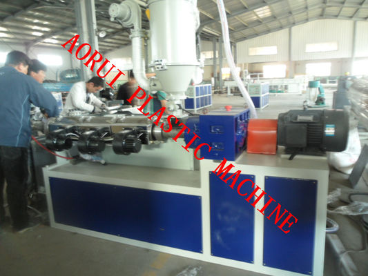अच्छी कीमत एकल दीवार नालीदार प्लास्टिक पाइप बाहर निकालना मशीन 380V 50HZ ऑनलाइन